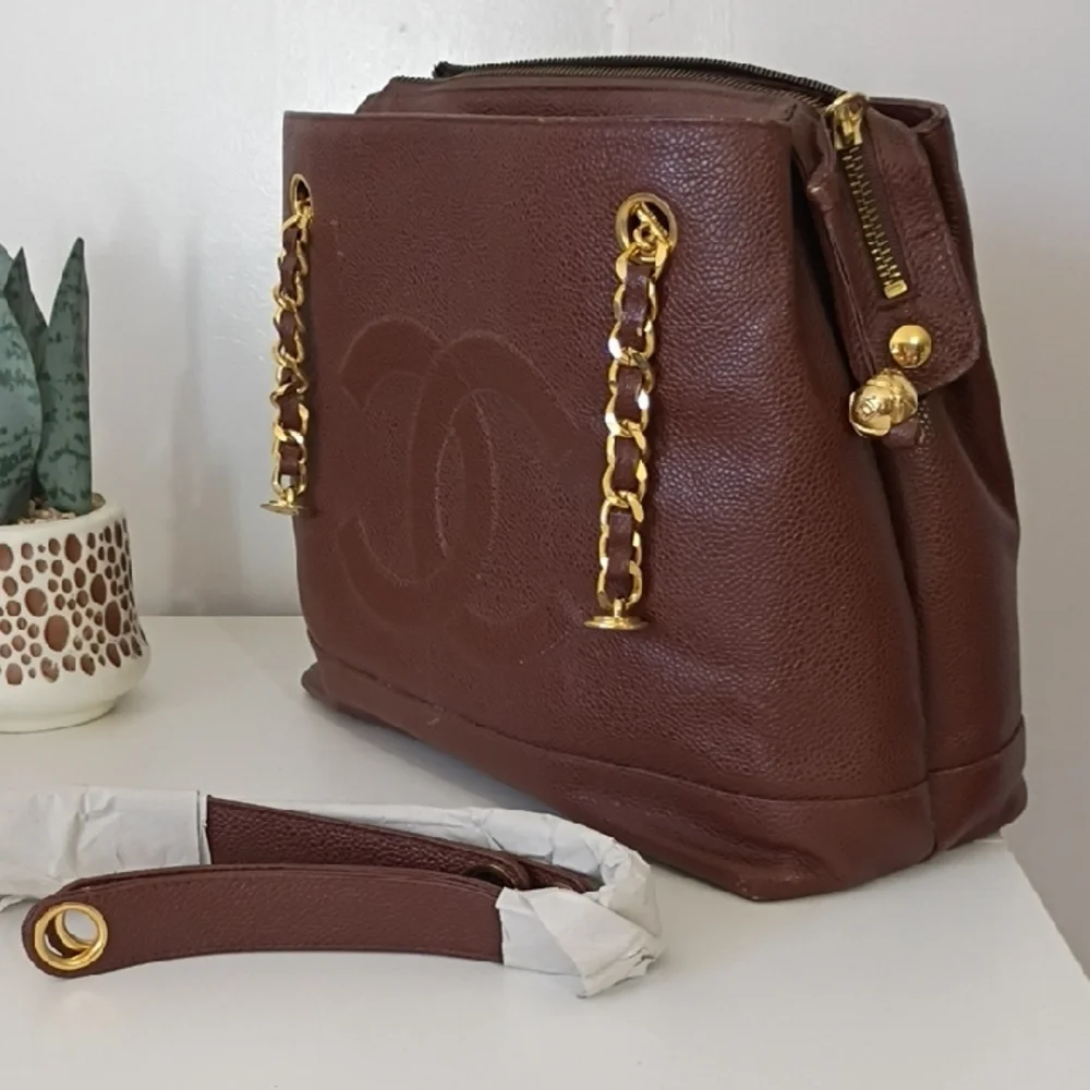 Vintage Chanel Brown Caviar Leather CC Chain Shoulder Bag Authentic - Picture 5 of 15